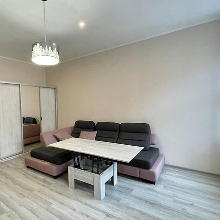 לבוב Apartments On Sholom Aleikhema מראה חיצוני תמונה